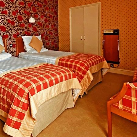 Metropole Hotel And Spa Llandrindod Wells Buitenkant foto